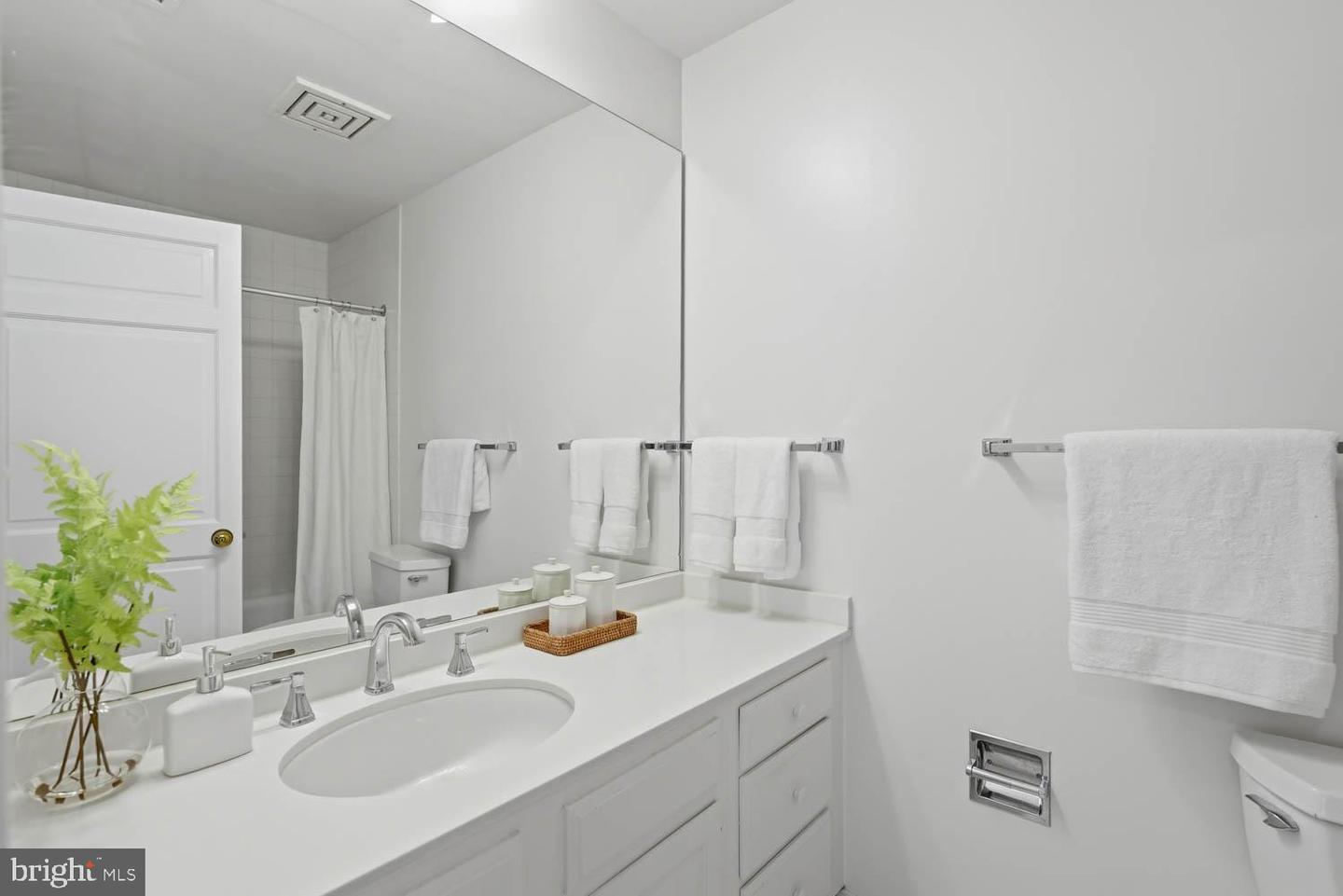 8101 Connecticut Ave #s-405 Property Photo 35