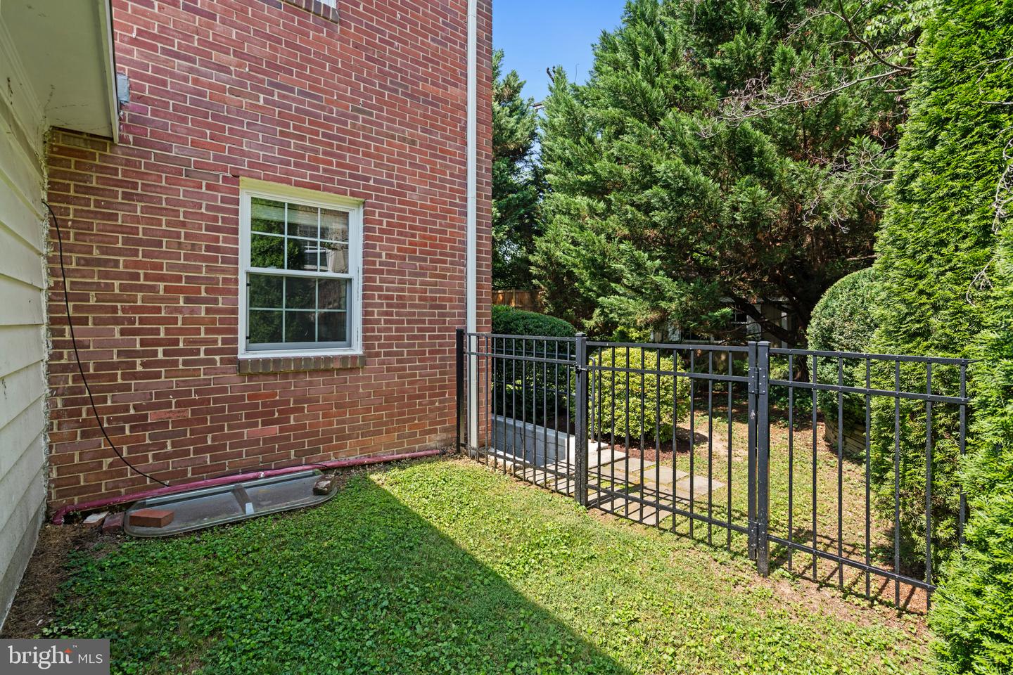 4900 Greenway Dr Property Photo 50