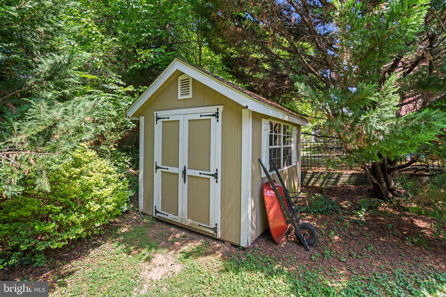 4900 Greenway Dr Property Photo 53