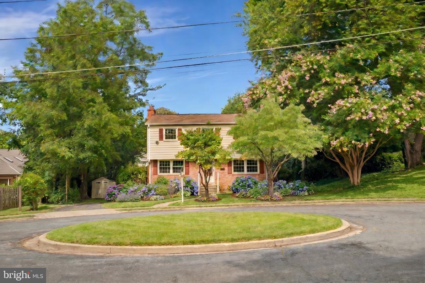 4 Burket Ct Property Photo 5