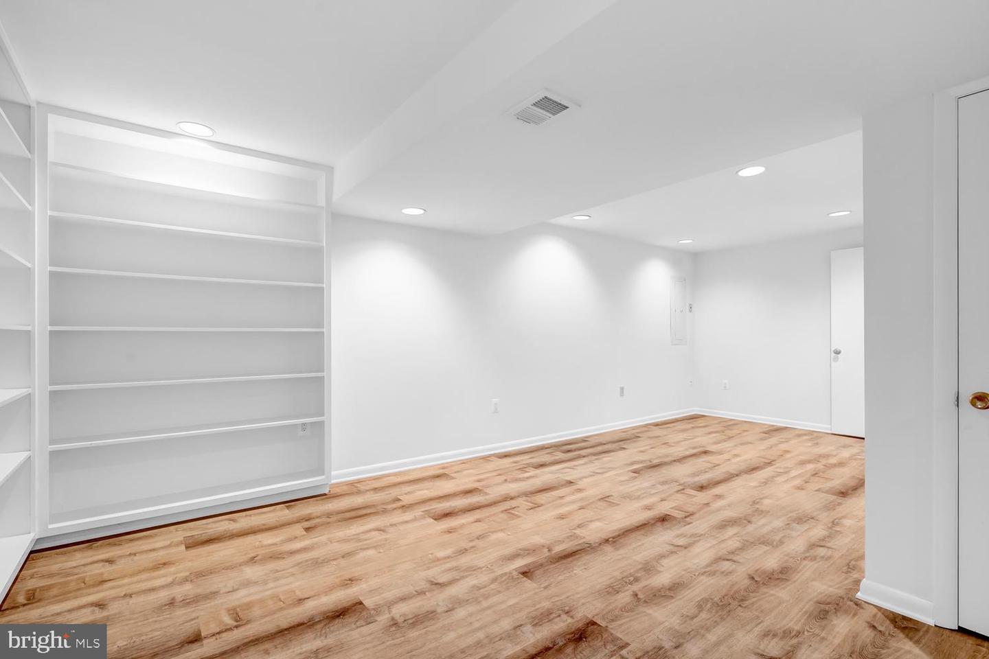 4 Burket Ct Property Photo 37