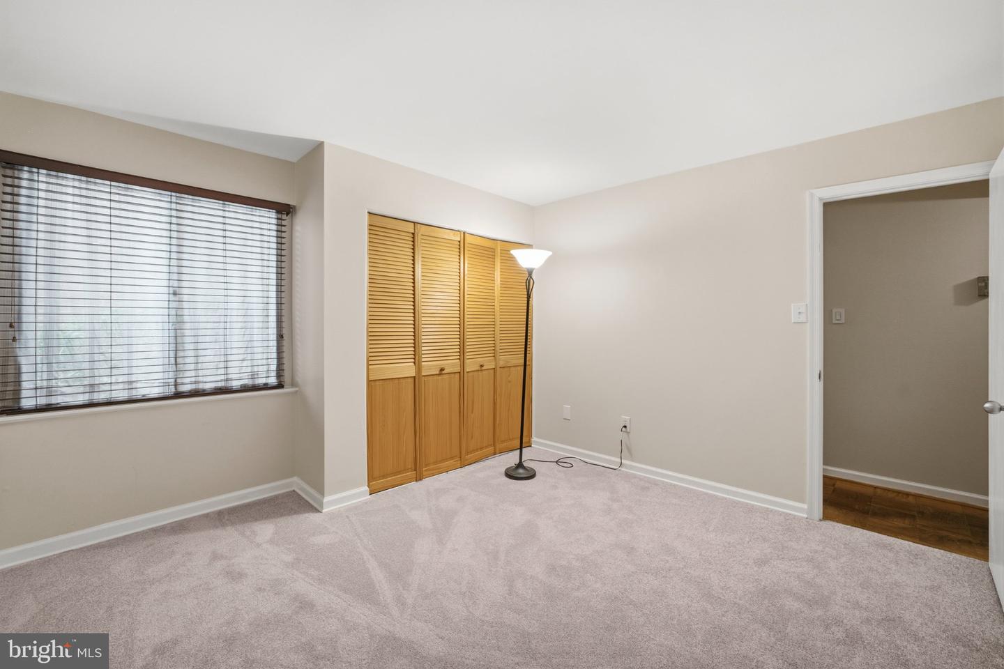 2005 Coleridge Dr #13-101 Property Photo 8