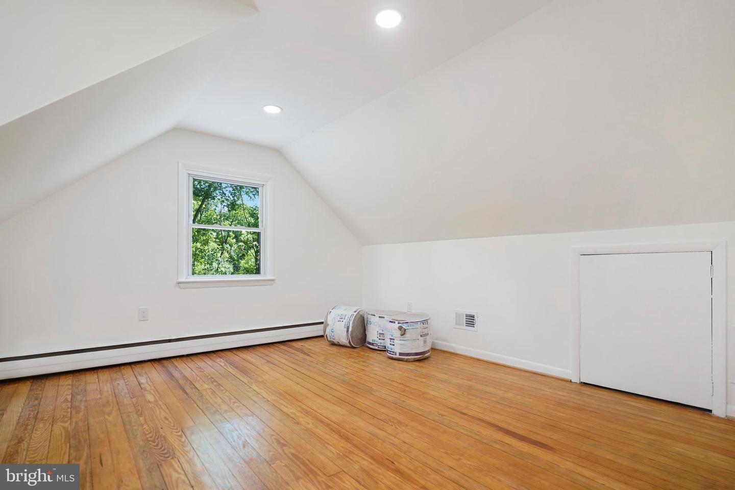26904 Overlook St Property Photo 15
