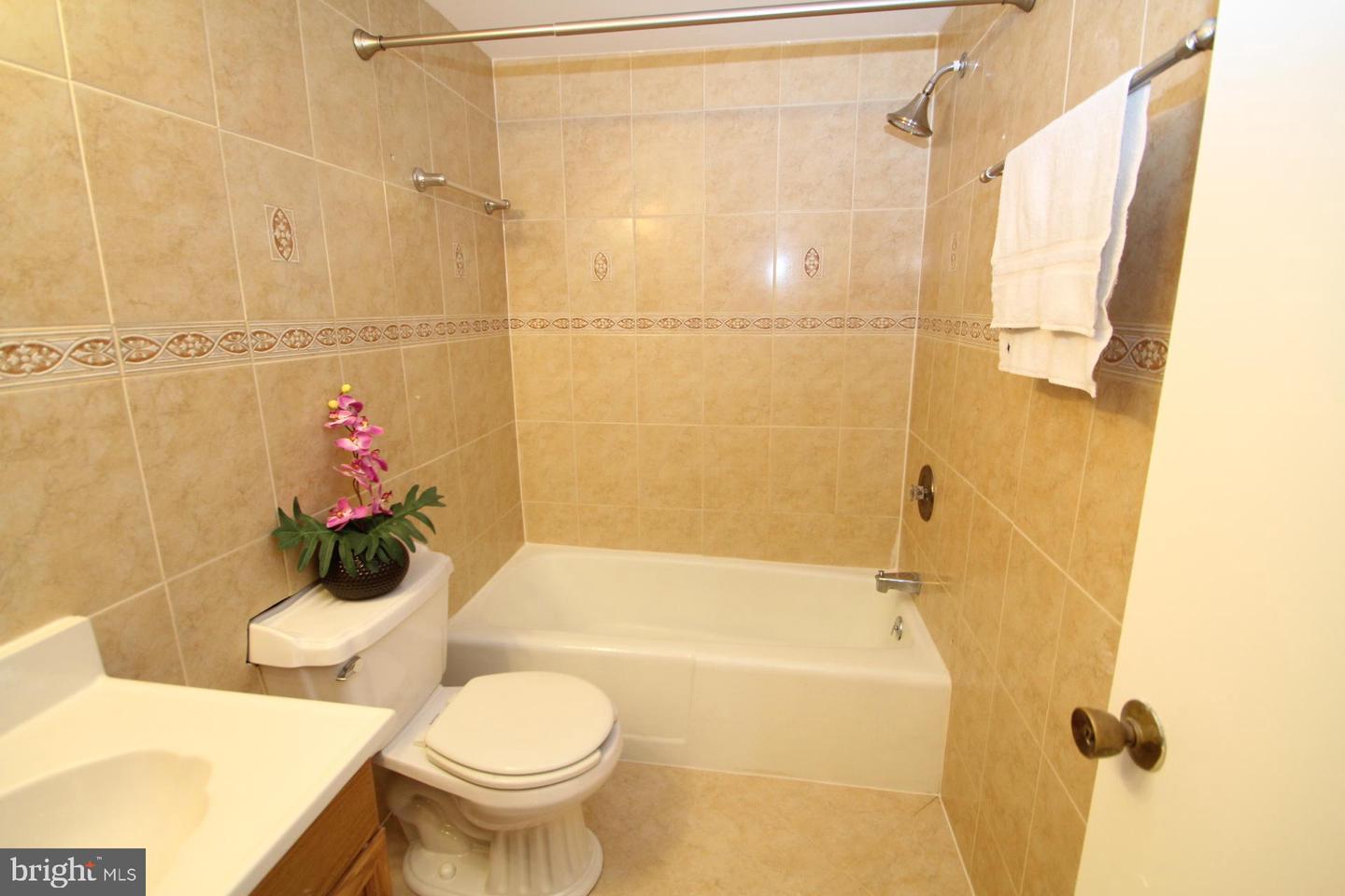 14430 Parkvale Rd #14430 Property Photo 18