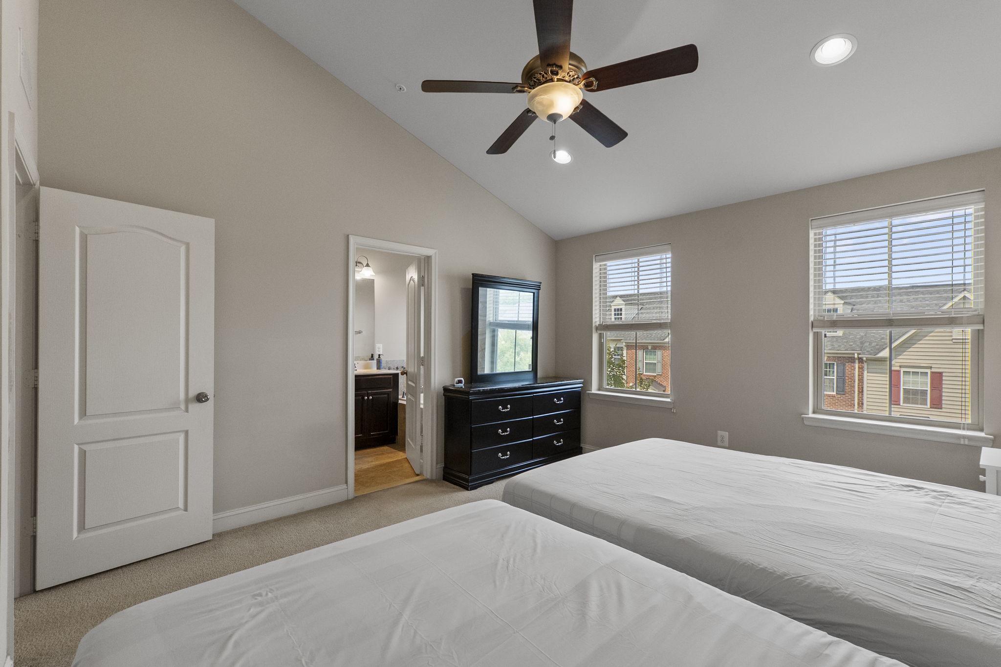 11890 Country Squire Way Property Photo 24