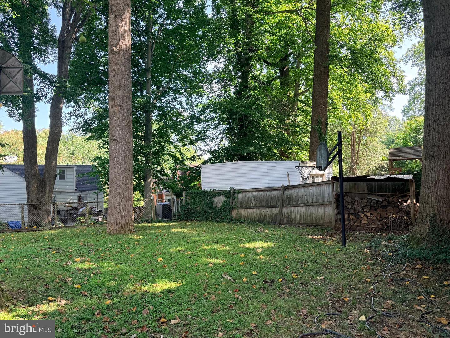 907 Heron Dr Property Photo 17