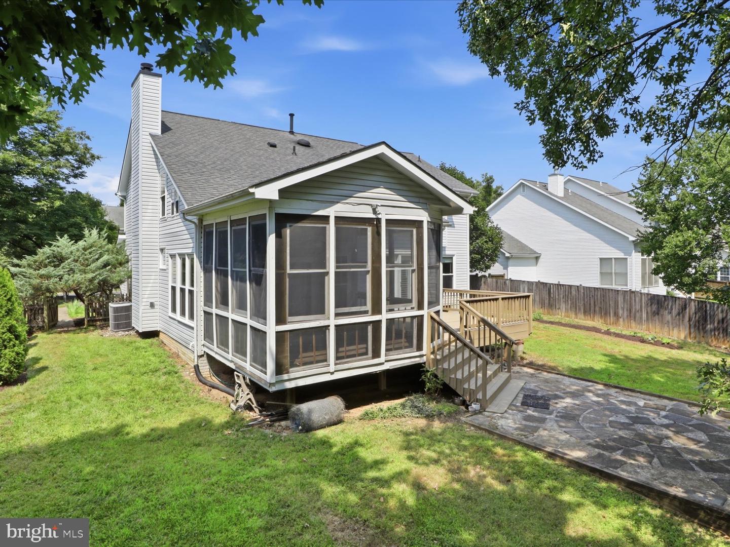 14225 Secluded Ln Property Photo 4