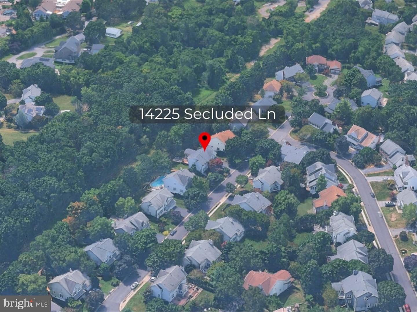 14225 Secluded Ln Property Photo 5