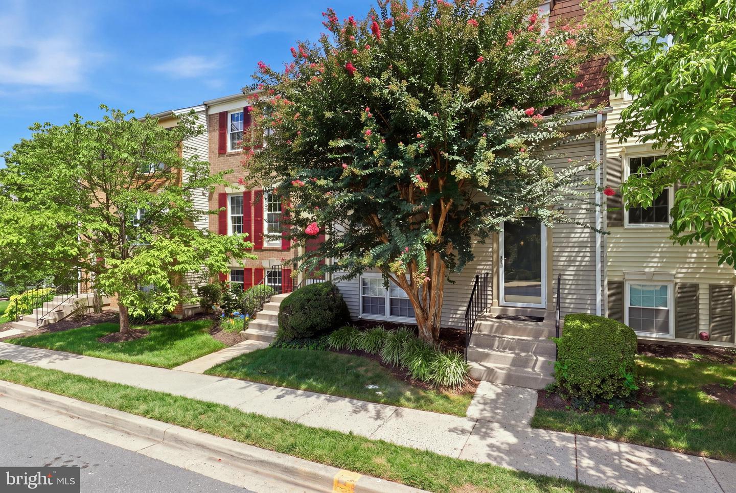 660 Ivy League Ln #14-83 Property Photo 6