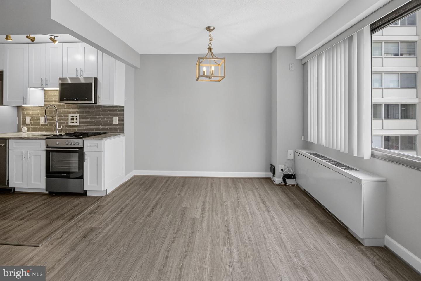 5500 Friendship Blvd #1121n Property Photo 15