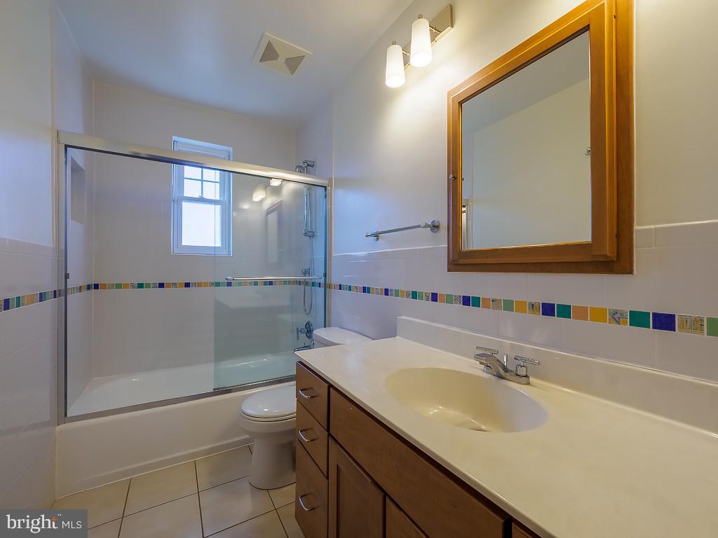 2702 Navarre Dr Property Photo 24