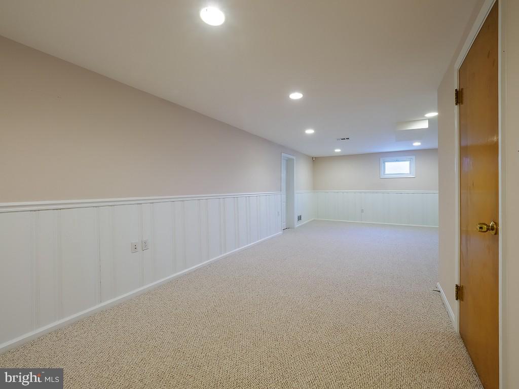 2702 Navarre Dr Property Photo 25