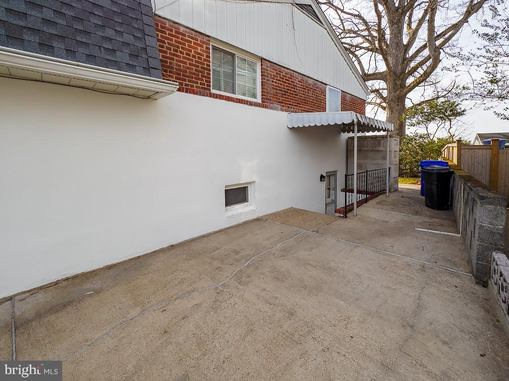 2702 Navarre Dr Property Photo 37