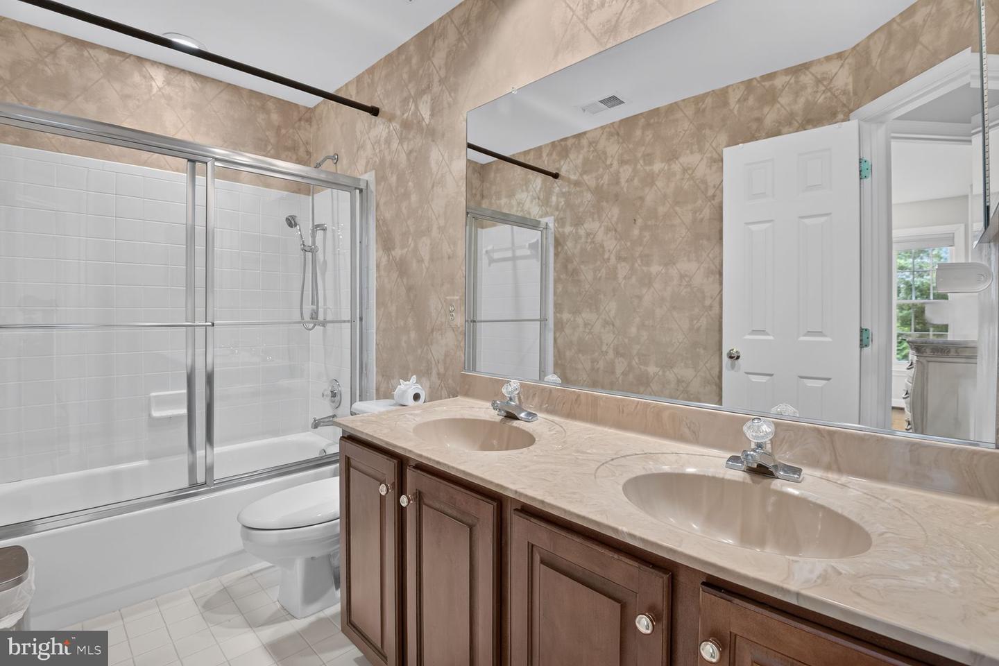 11432 Cedar Ridge Dr Property Photo 23