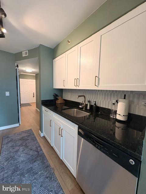 7500 Woodmont Ave #s907 Property Photo 10