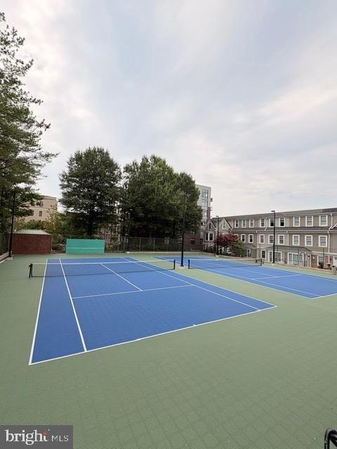 7500 Woodmont Ave #s907 Property Photo 34
