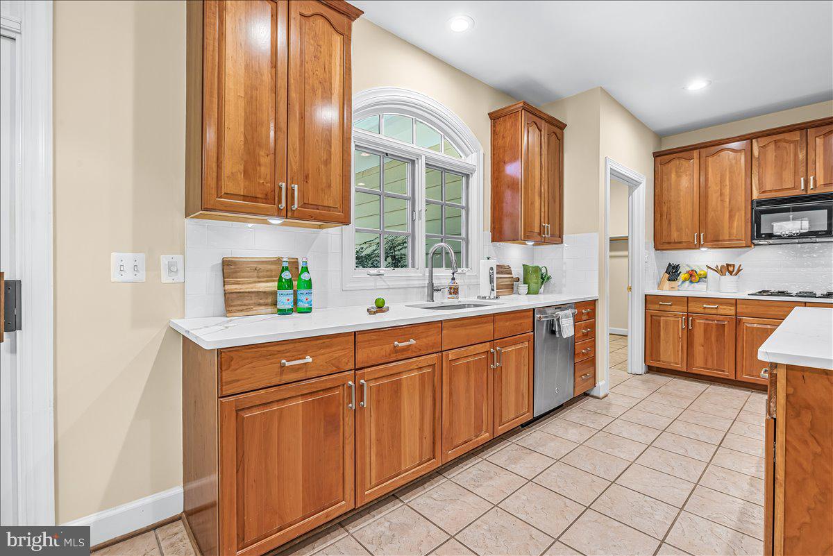 6807 Meadow Ln Property Photo 27