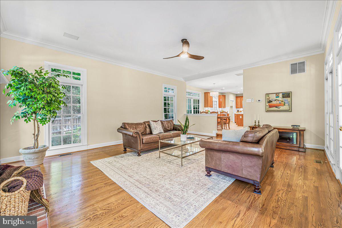 6807 Meadow Ln Property Photo 33