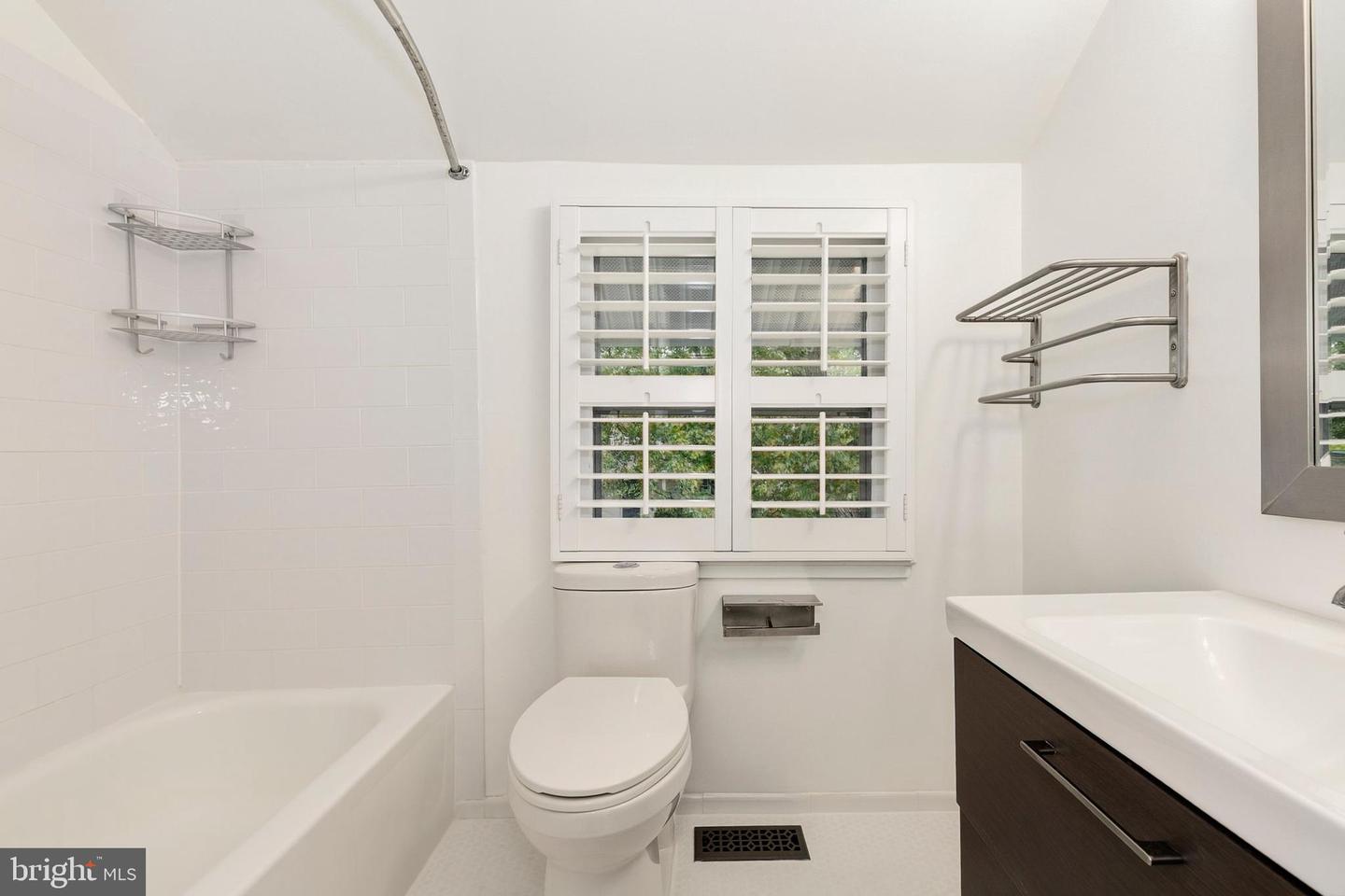 9406 Hale Pl Property Photo 21