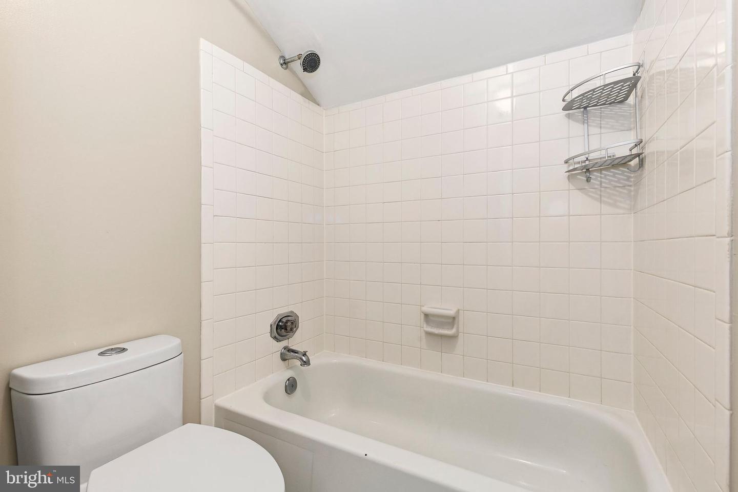 9406 Hale Pl Property Photo 27