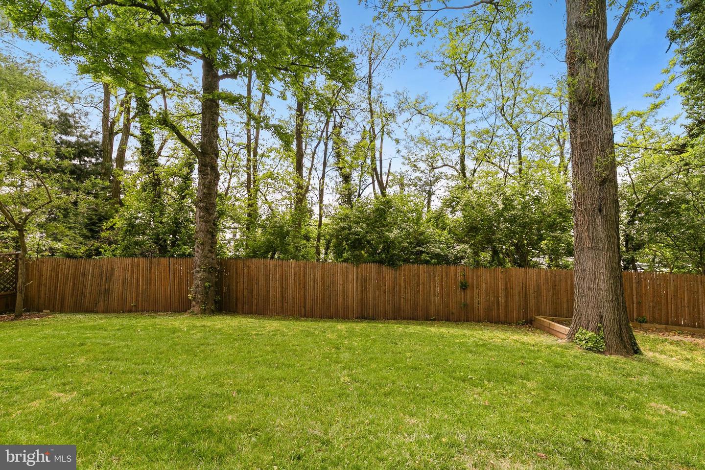 9406 Hale Pl Property Photo 42
