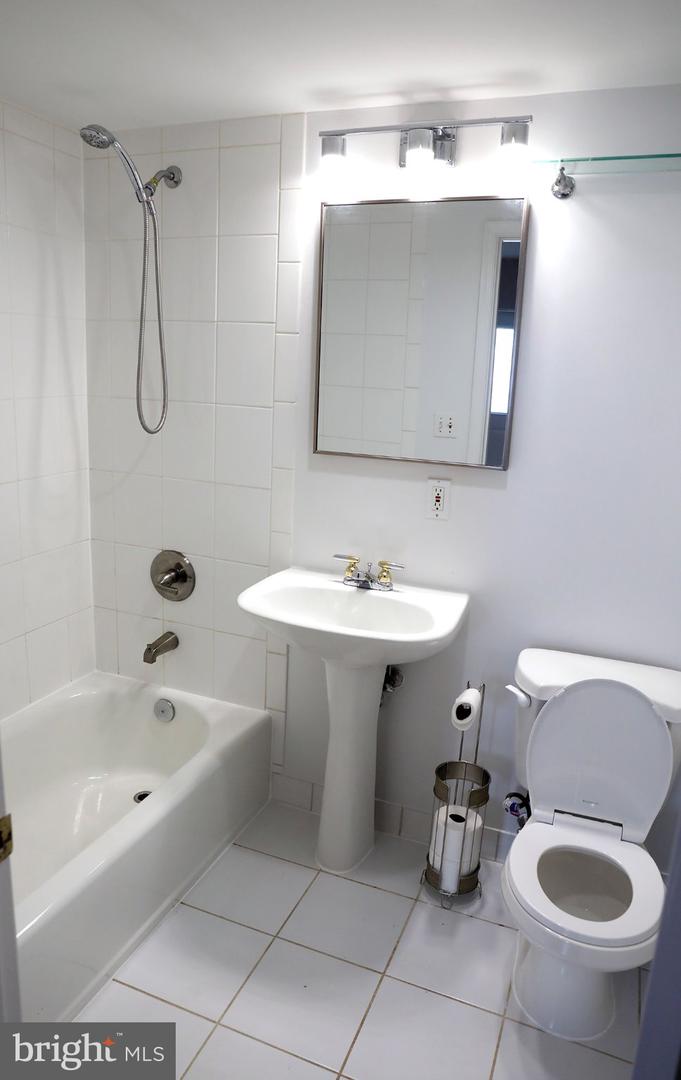 14705 Notley Rd Property Photo 17