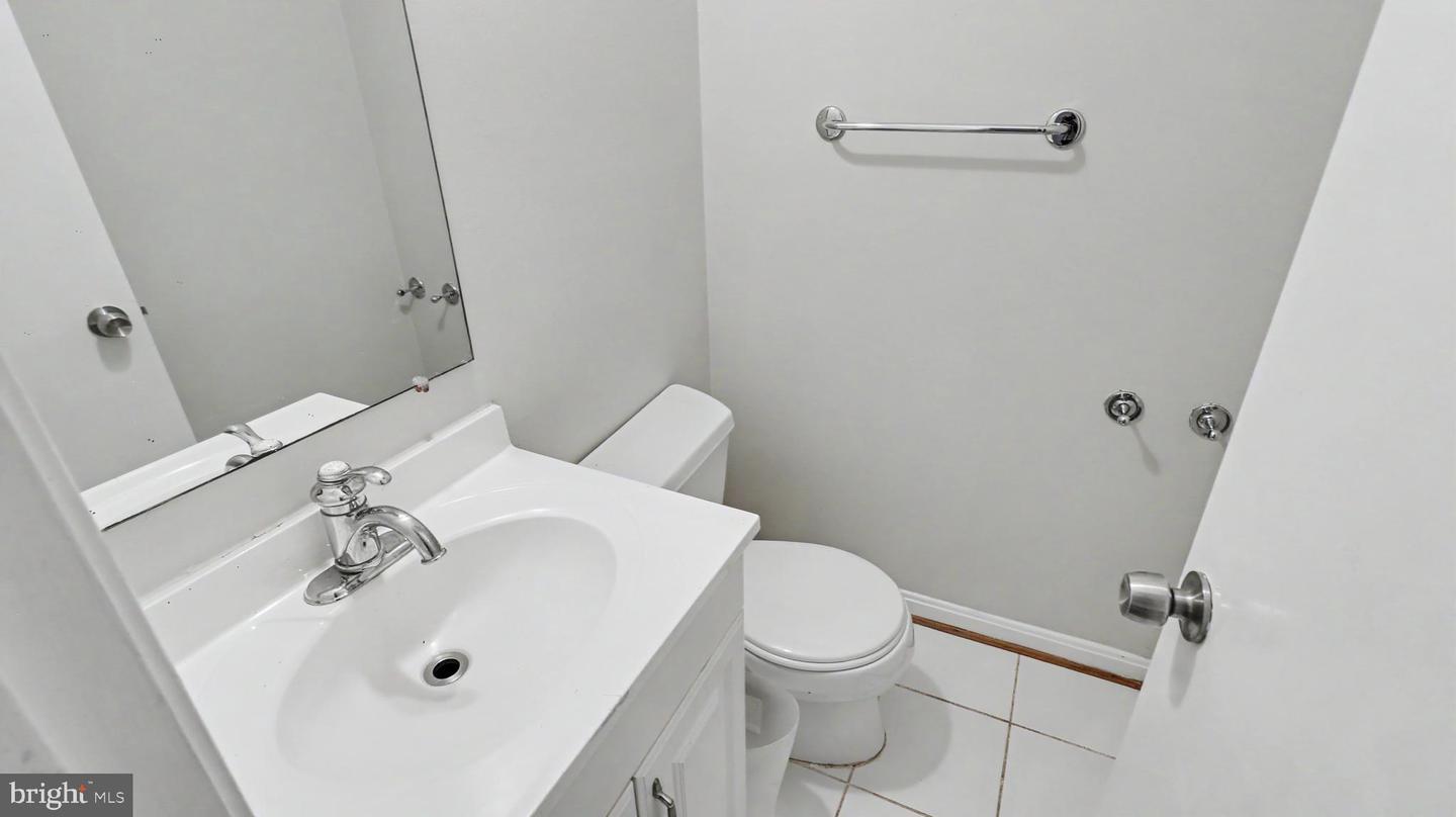 7800 Seven Locks Rd Property Photo 27