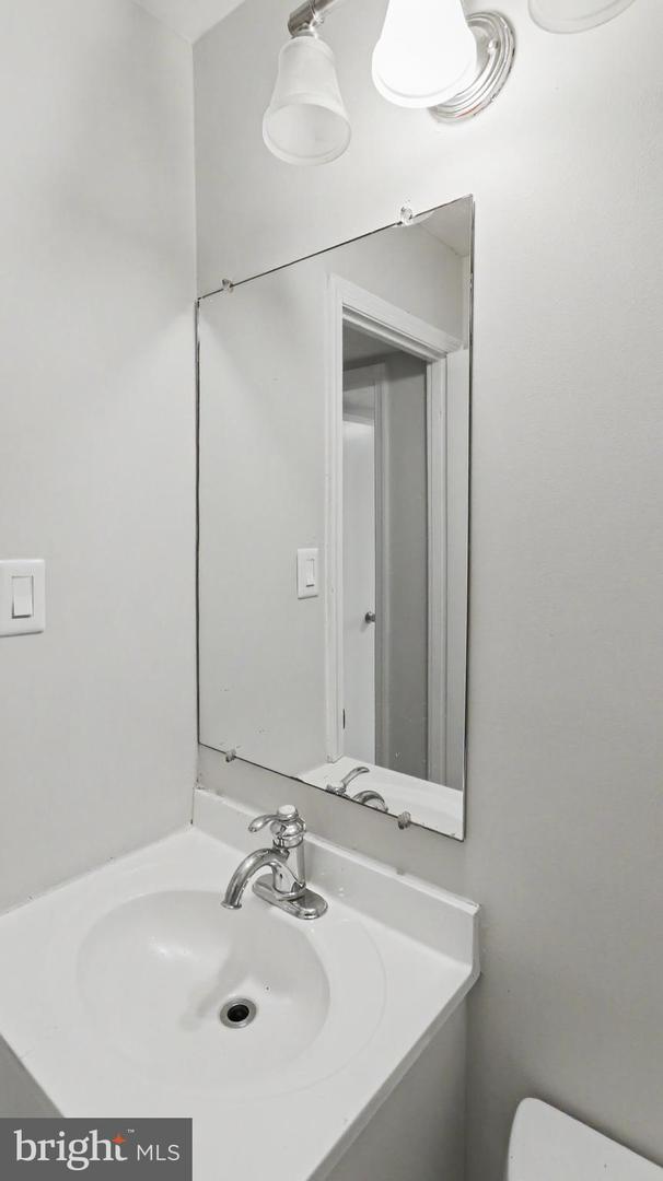7800 Seven Locks Rd Property Photo 28