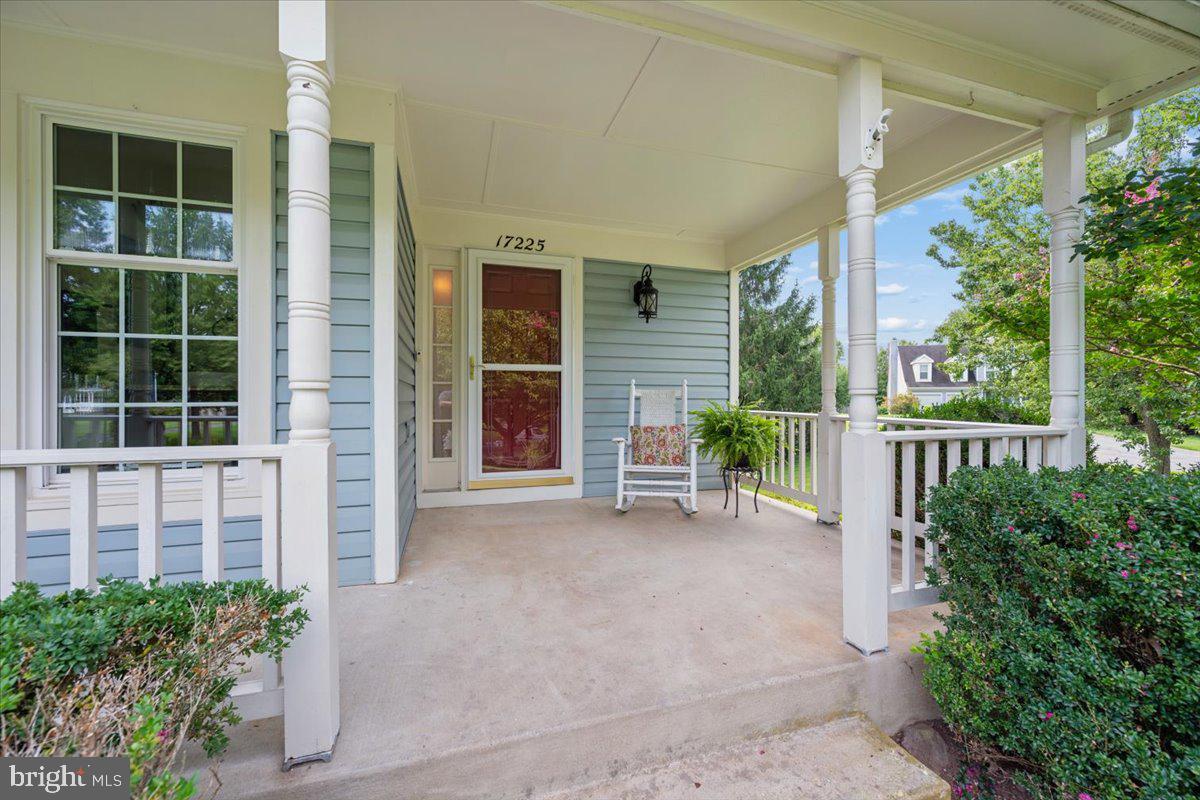 17225 General Custer Way Property Photo 3