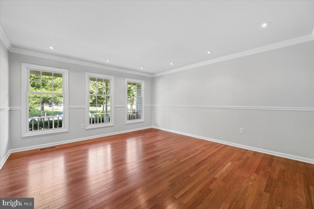 17225 General Custer Way Property Photo 10