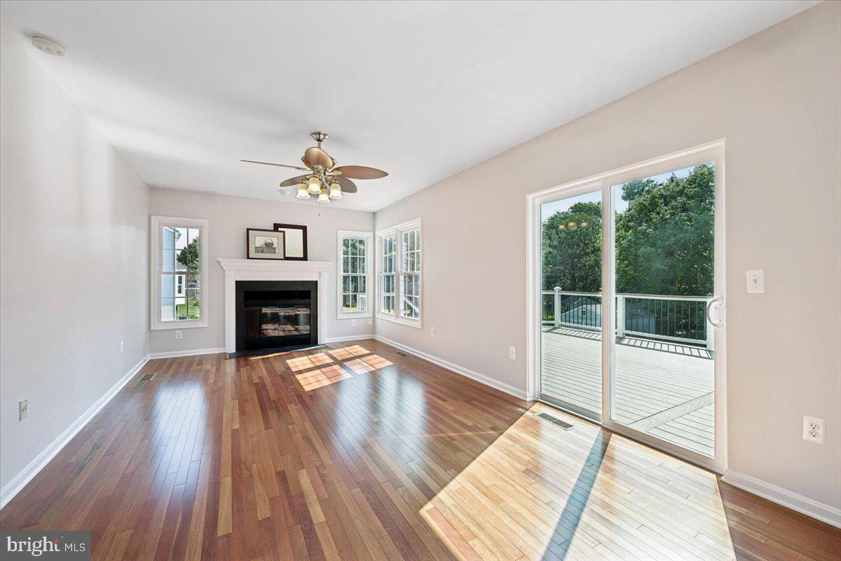 17225 General Custer Way Property Photo 26