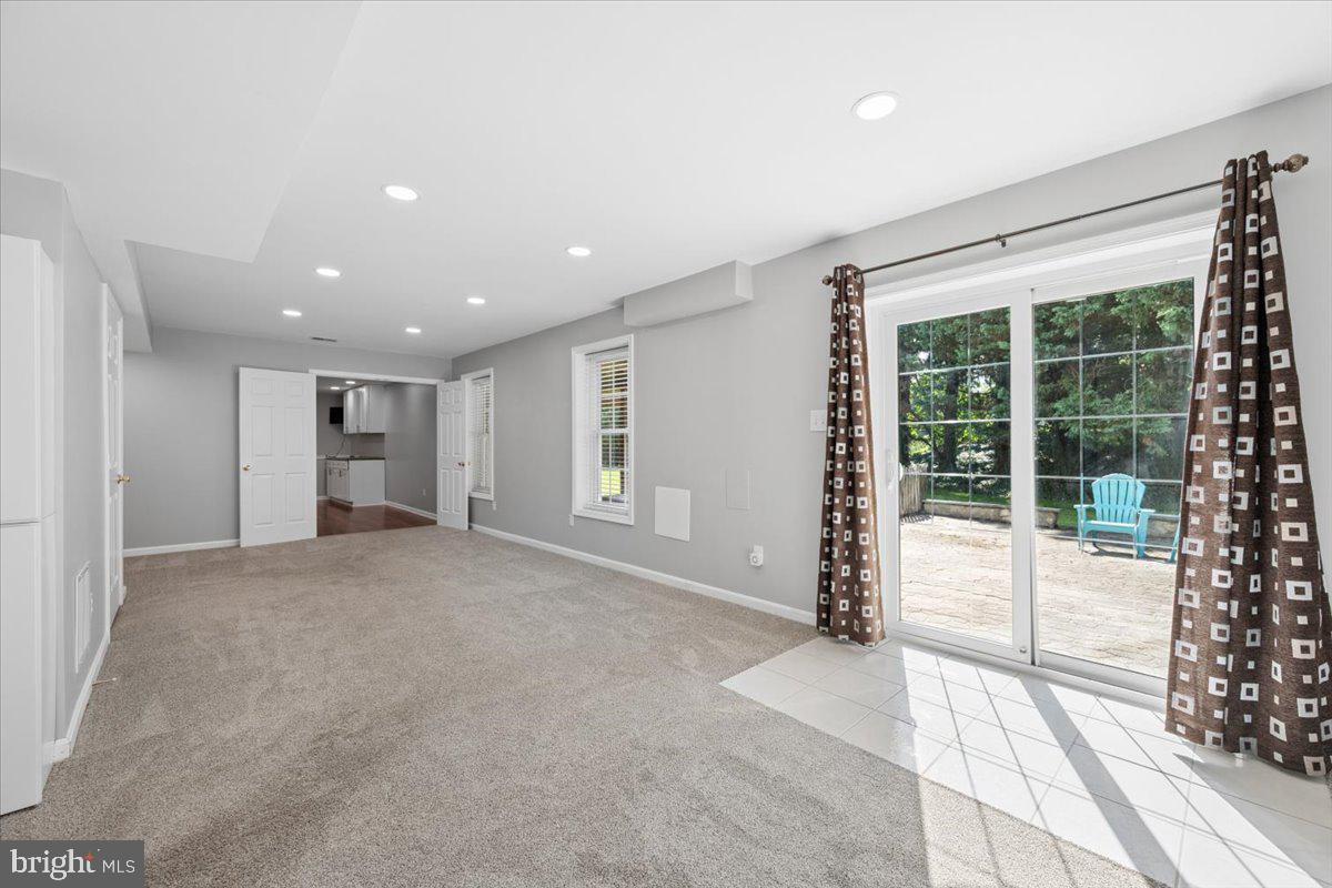17225 General Custer Way Property Photo 55