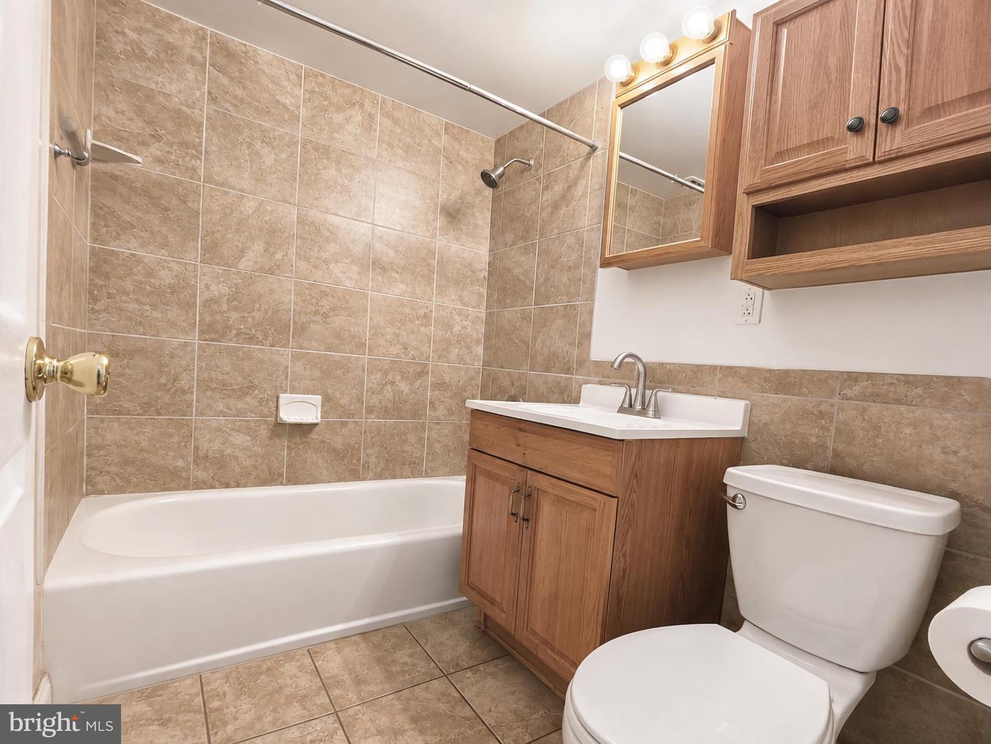 7559 Spring Lake Dr #d2 Property Photo 23
