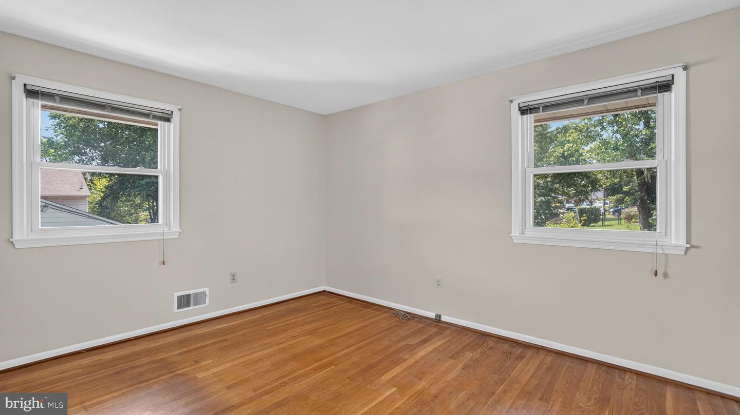3131 Castleleigh Rd Property Photo 13