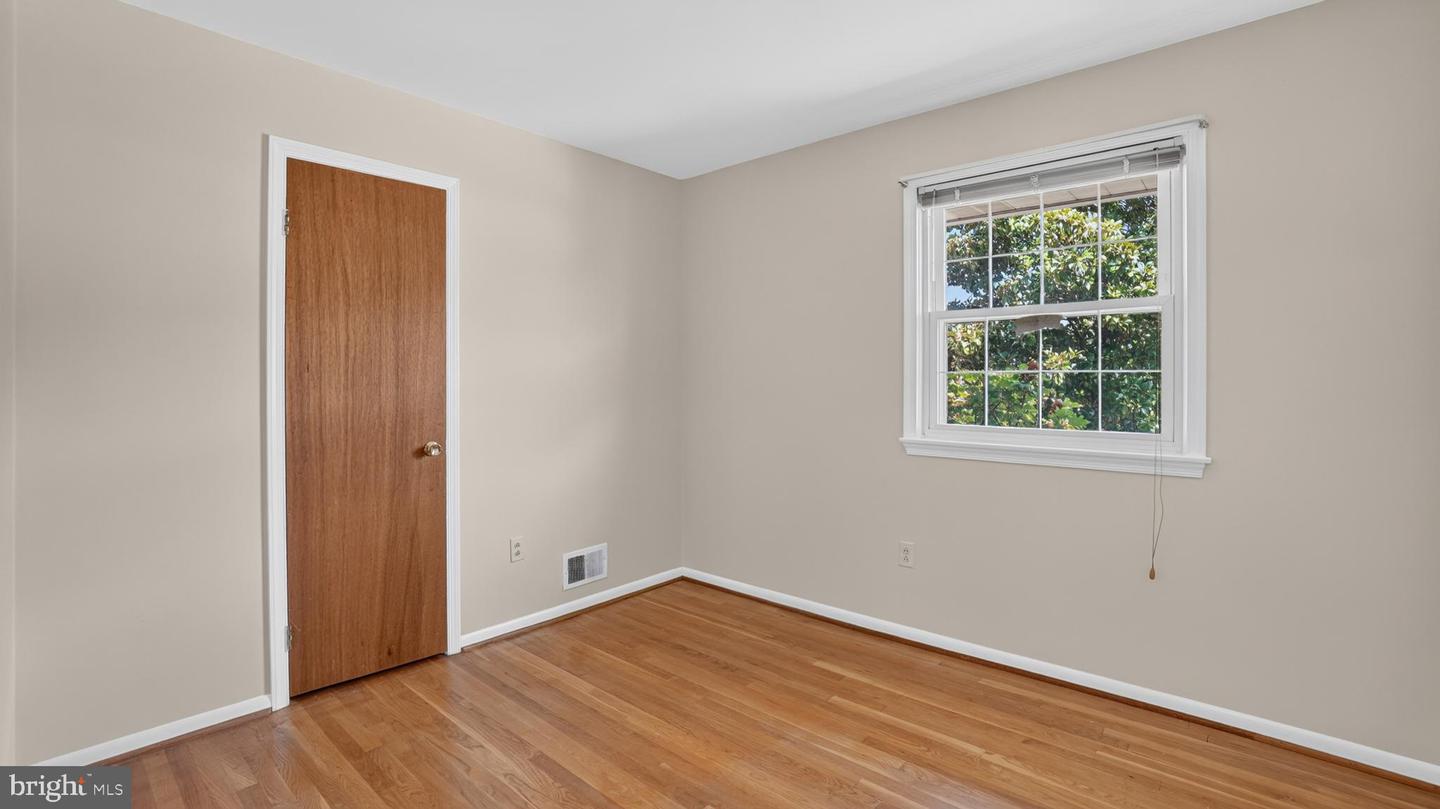 3131 Castleleigh Rd Property Photo 18