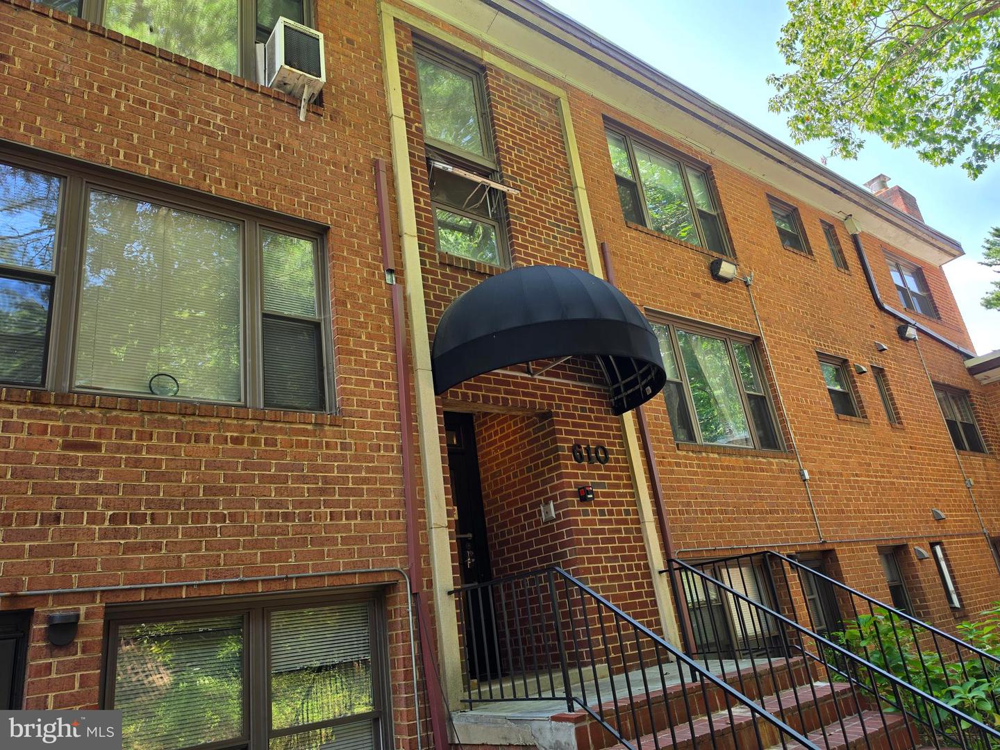610 Kennebec Ave #b2 Property Photo 1