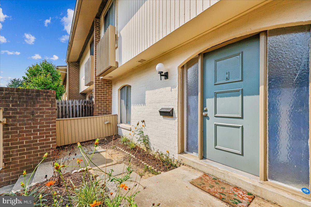 19567 Brassie Place #3-c Property Photo 2