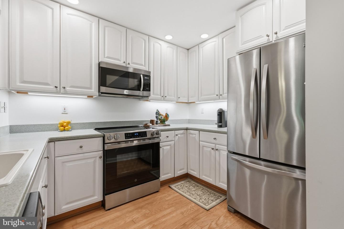 18263 Leman Lake Dr #603 Property Photo 4