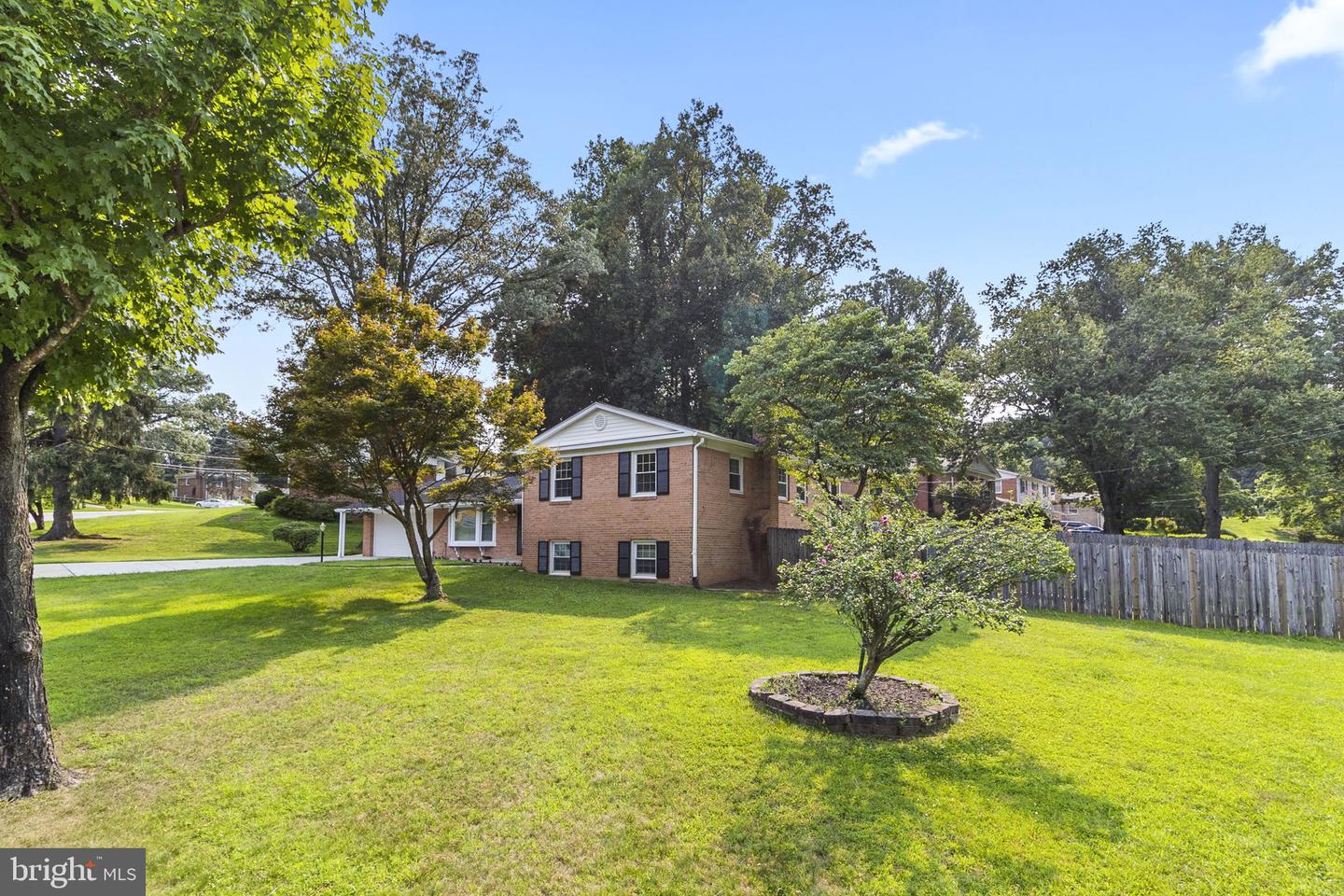 13344 Foxhall Dr Property Photo 28
