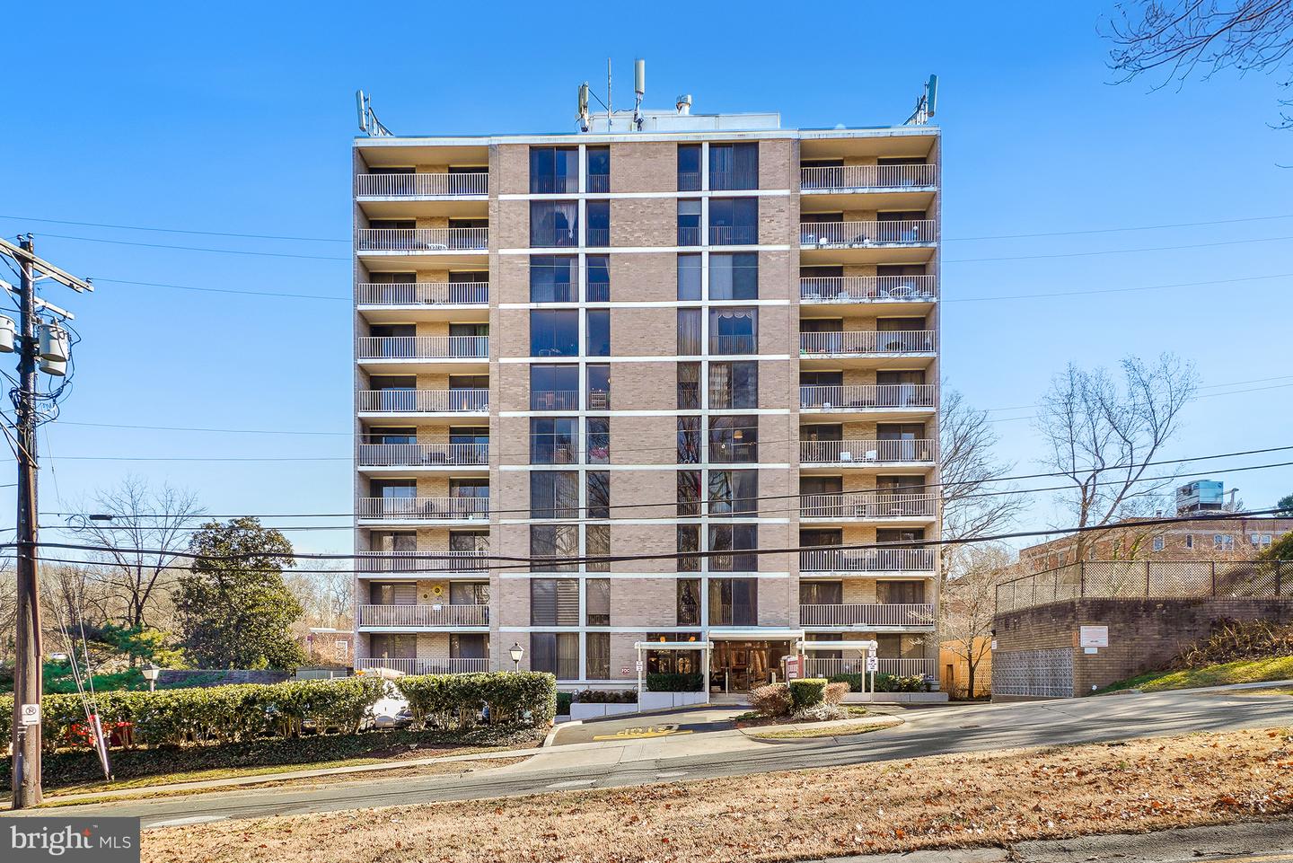 2100 Washington Ave #9-b Property Photo 1