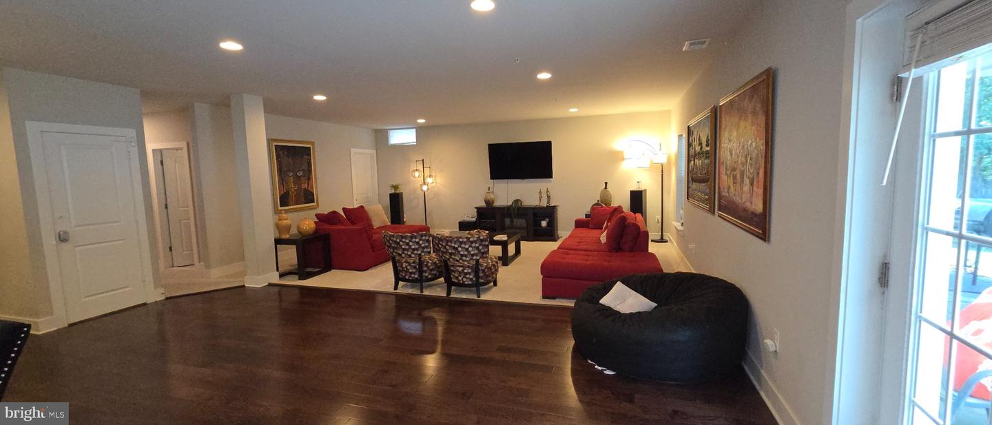 2800 Big Bear Ter Property Photo 4