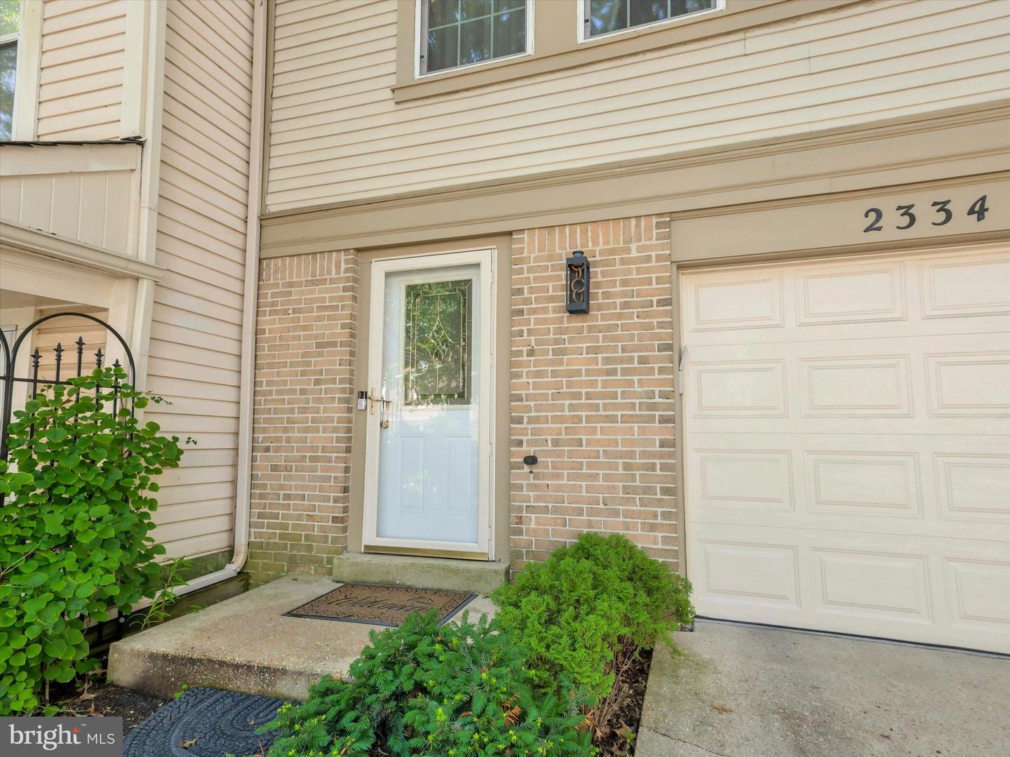 2334 London Bridge Dr Property Photo 7