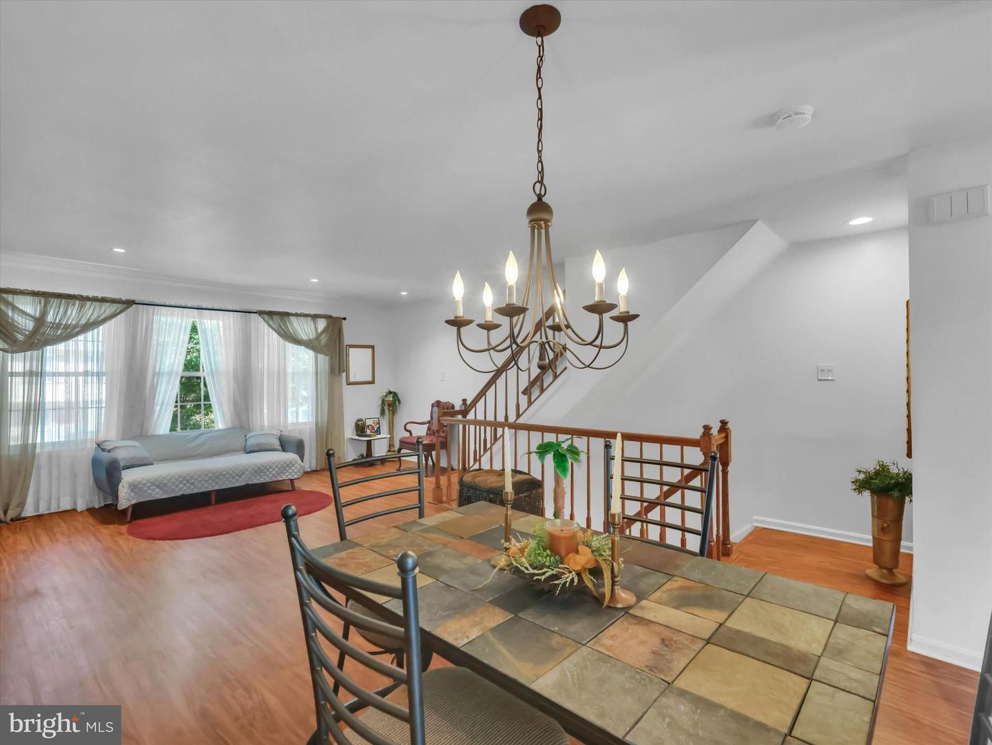 2334 London Bridge Dr Property Photo 16