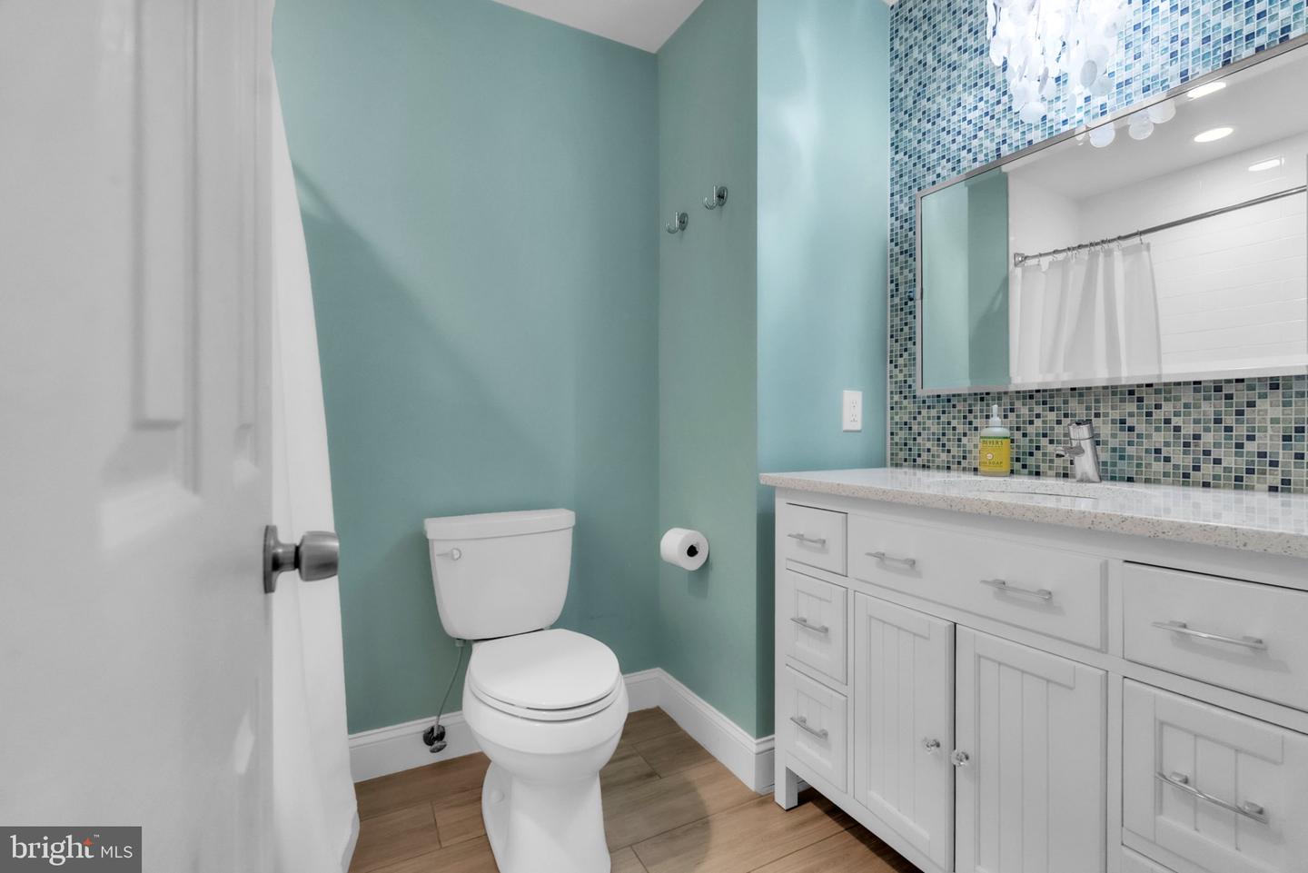 8710 Yarmouth Ct Property Photo 24