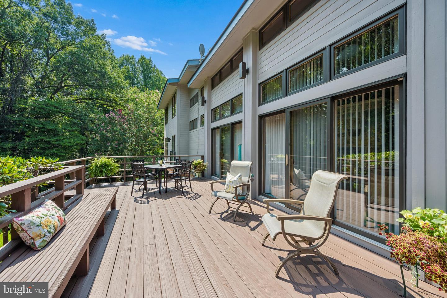 17026 Barn Ridge Dr Property Photo 9