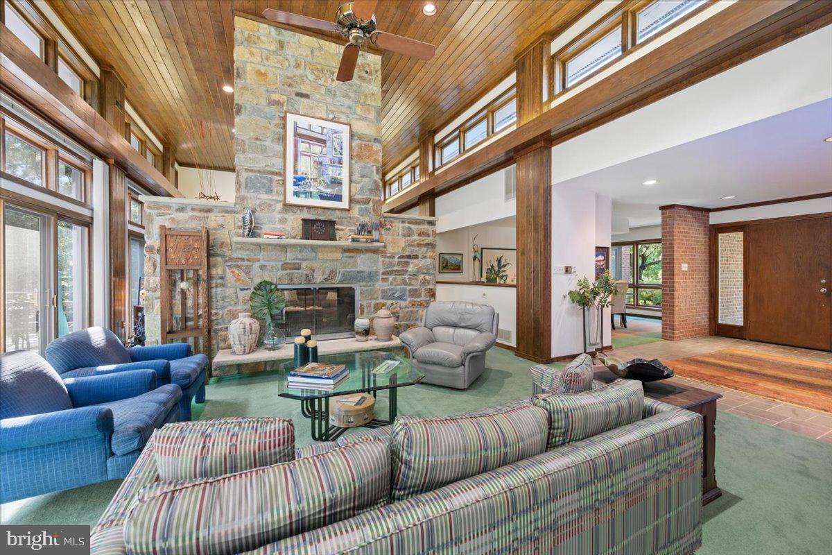 17026 Barn Ridge Dr Property Photo 27
