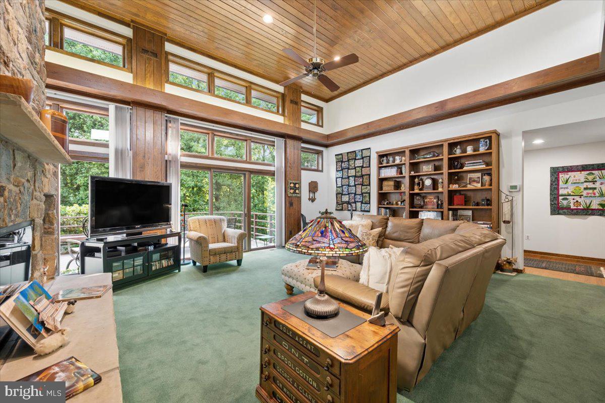 17026 Barn Ridge Dr Property Photo 30