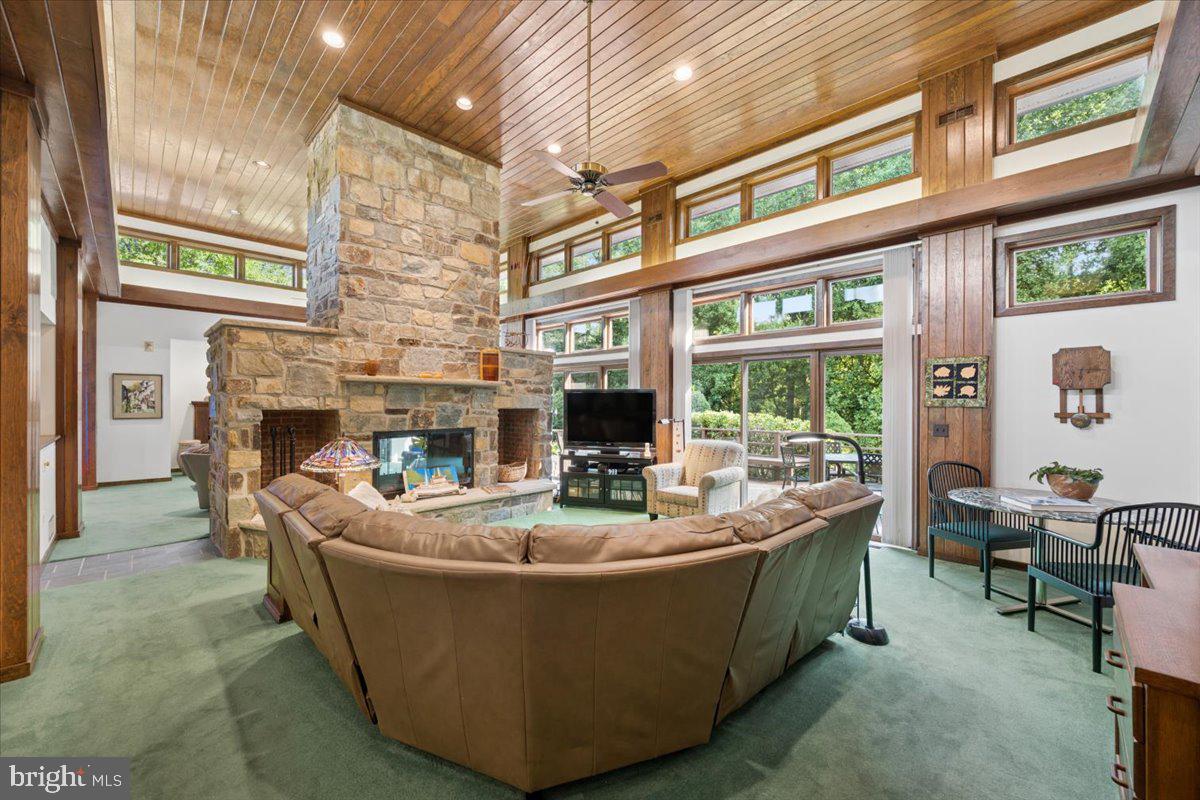 17026 Barn Ridge Dr Property Photo 31