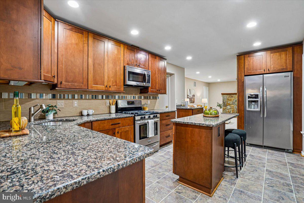 12207 Devilwood Dr Property Photo 9