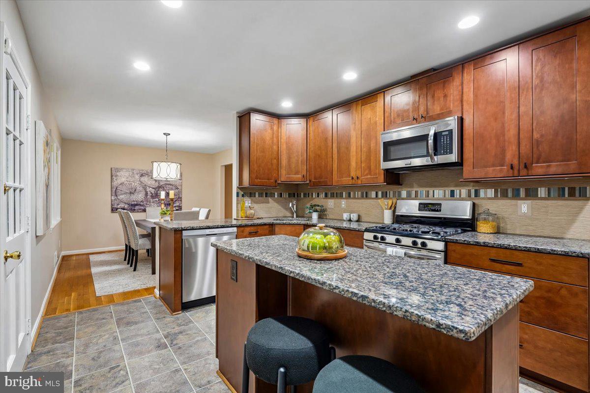12207 Devilwood Dr Property Photo 11